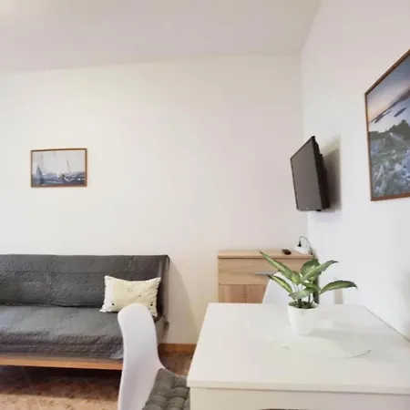 Apartamento Sanja - One Bedroom With Balcony And Sea View 3